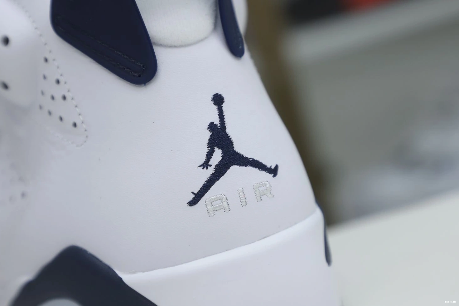 AIR 6 NAVY MIDNIGHT JORDAN 0311